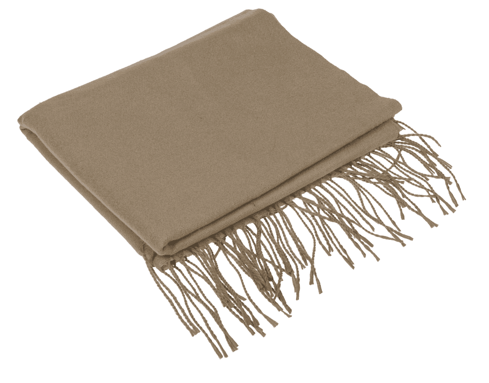 Winter scarf with fringes,