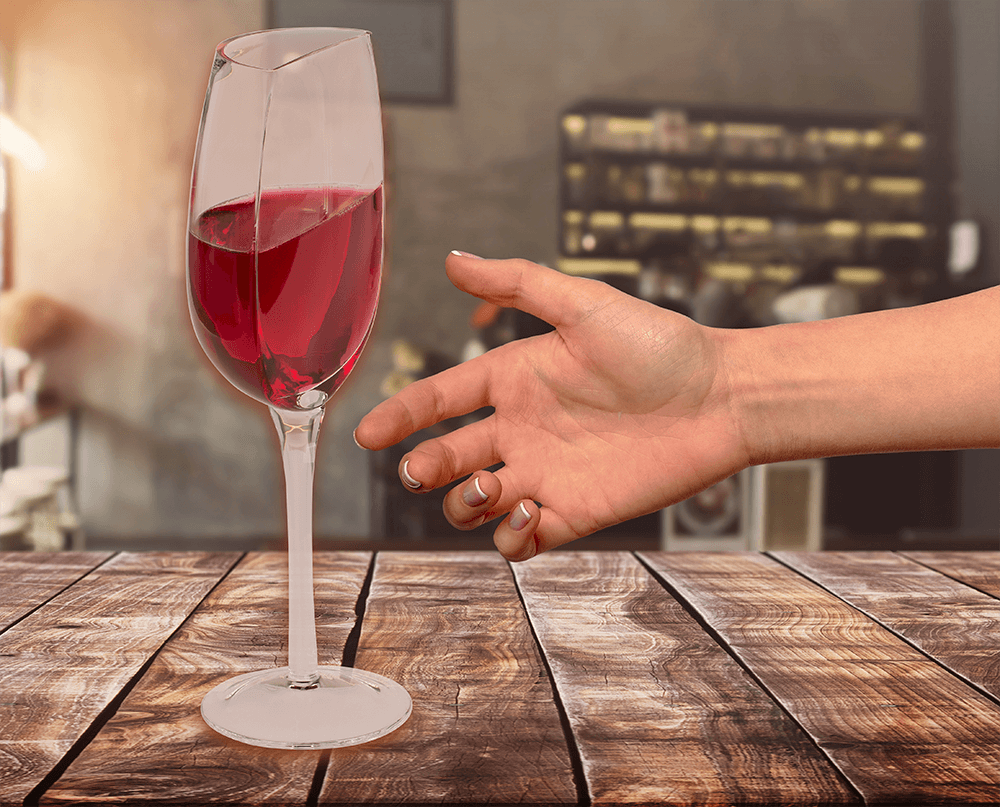 Half a Wine Glass, approx. 21 x 8 cm,