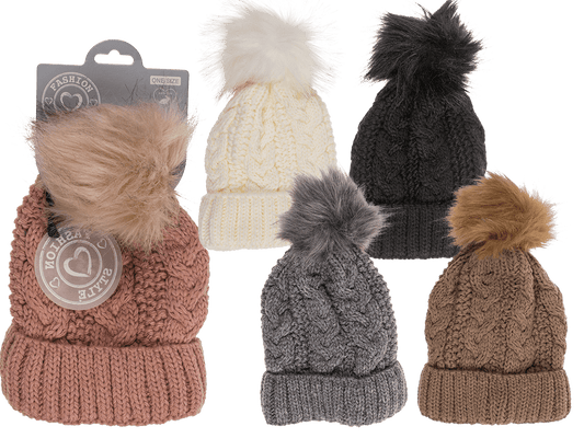 Comfort cap with artifical fur pompom,