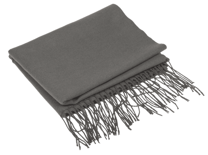 Winter scarf with fringes,