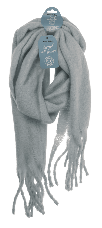 Fluffy scarf with frings,