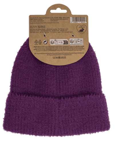 Fuzzy beanie, with embroidered heart,