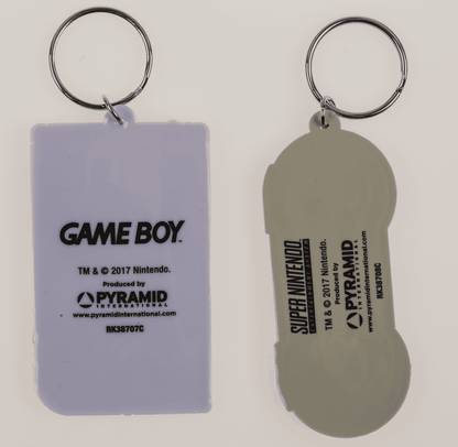 Metal keychain, Nintendo Controller & Gameboy,