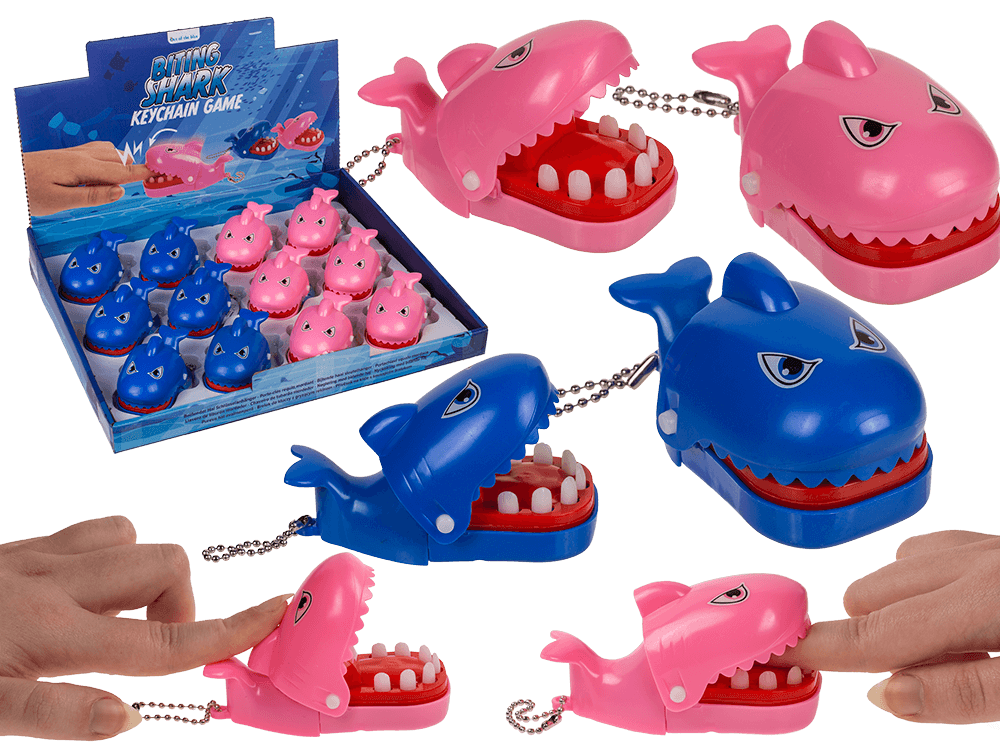 Metal keychain, Biting Shark,