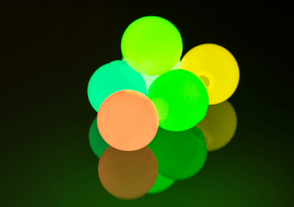 XL Throw & Glow Ball, glowing in the dark,