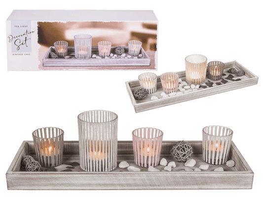 White/natural coloured wooden plate,