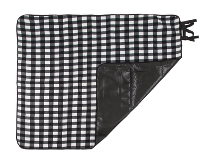 Outdoor blanket with fixing clips for bicycles,