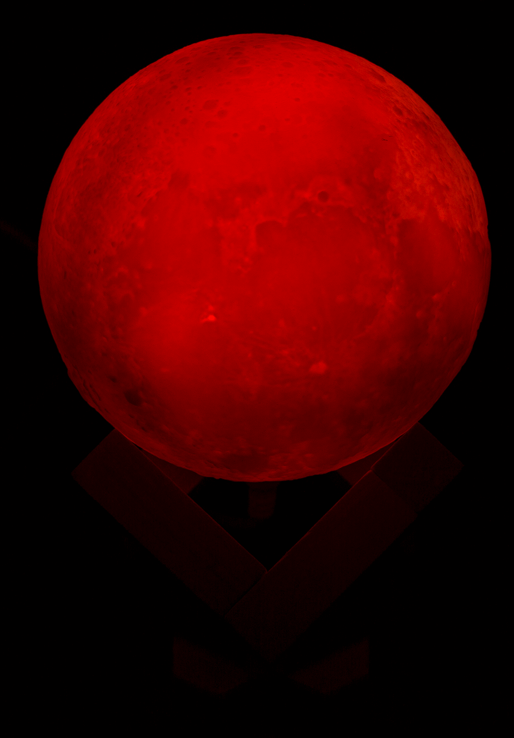 Color Changing Lamp, Moon, ca. 10 cm,