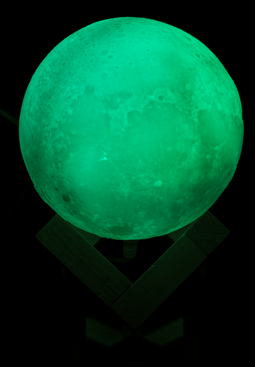 Color Changing Lamp, Moon, ca. 10 cm,