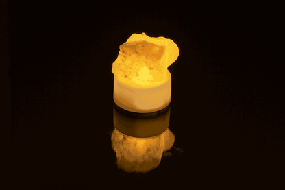 Salt crystal with LED tea light, 4 x 2 cm,