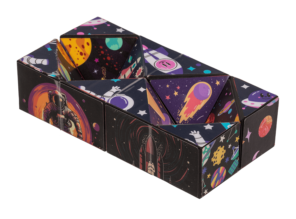 Boundless Space Cube,