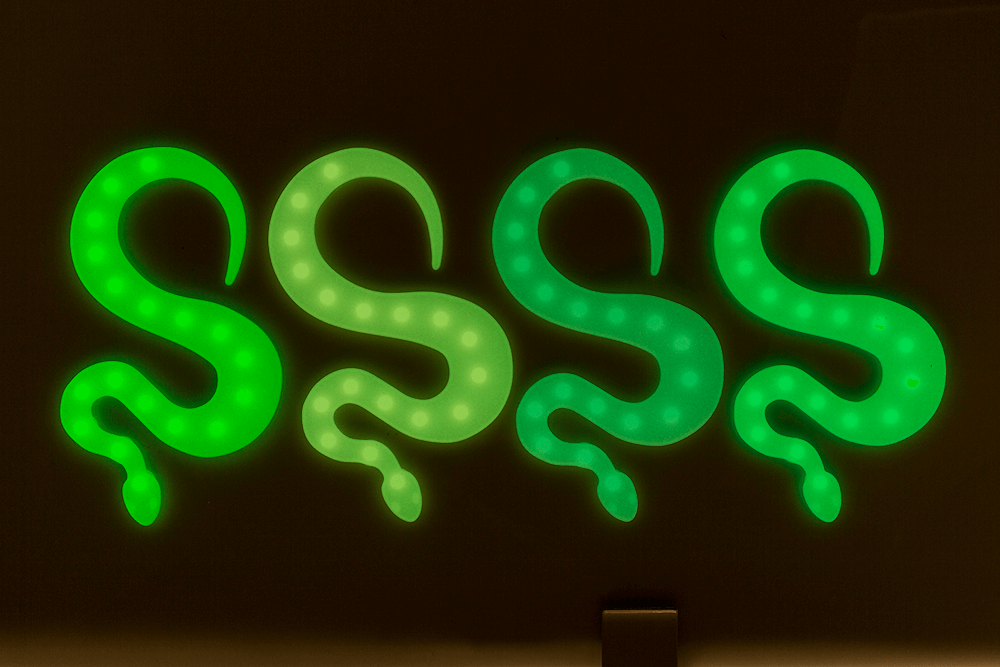 Fidget Toy, Magic Suction Snake,