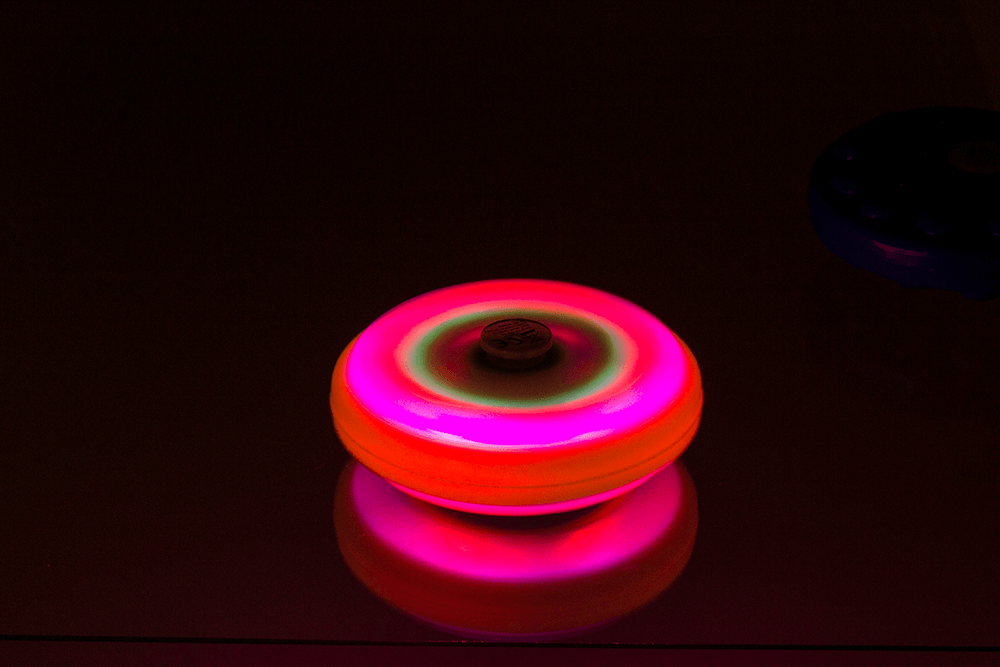 Ufo Popper Spinner, with LED (incl. batteries)