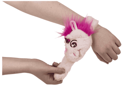 Snapband with plush zipper push,