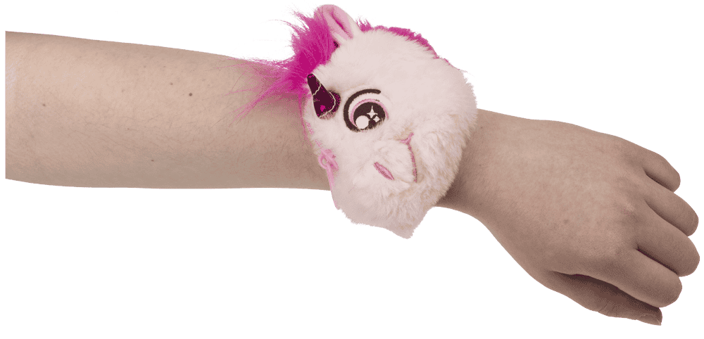 Snapband with plush zipper push,