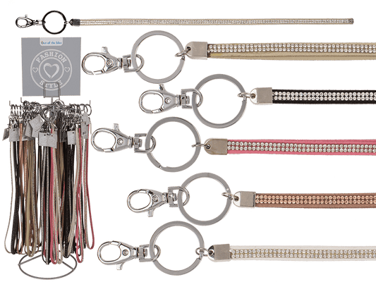 Lanyard with edging & carabiner hook,