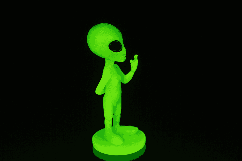Alien, Glow in the dark;15.5 cm x 6.5 cm x 6.5 cm,