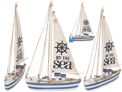 Wooden sailing boat with 11 LED,