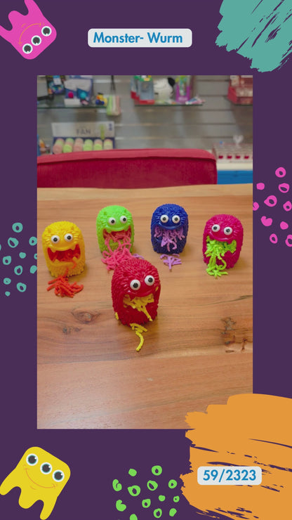 Worm Monster, 8 x 6 cm,