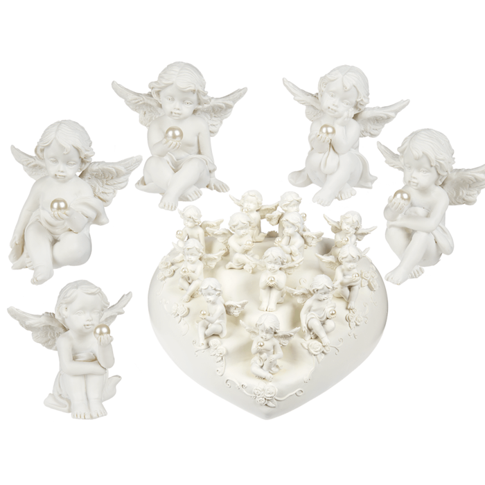 Polyresin angel with pearl,