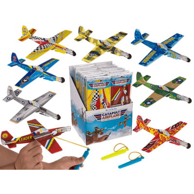 Airplane with rubber band starter,