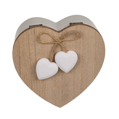 Cajita blanca de madera en forma de corazón,