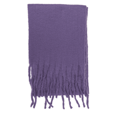 Fluffy scarf with frings,