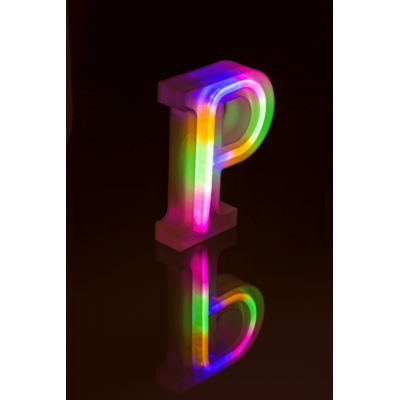 Lettre néon lumineuse, P, hauteur:16 cm,